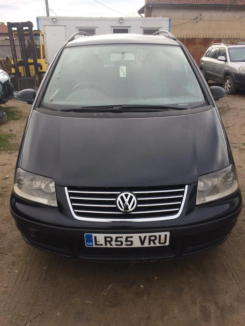 VW Sharan 1.9TDI, снимка 1 - Автомобили и джипове - 45944411