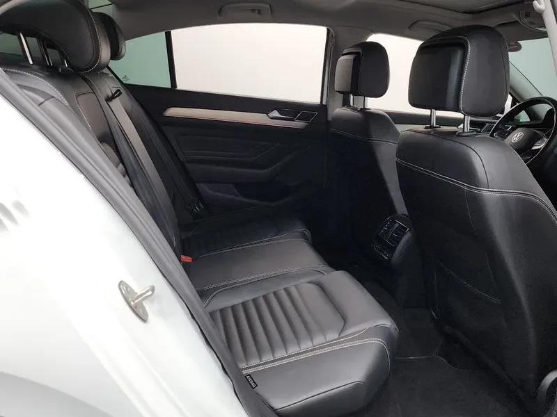 VW Passat 2.0 TDI PRESTIGE, снимка 12 - Автомобили и джипове - 55264568