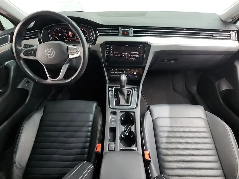 VW Passat 2.0 TDI PRESTIGE, снимка 7 - Автомобили и джипове - 55264568