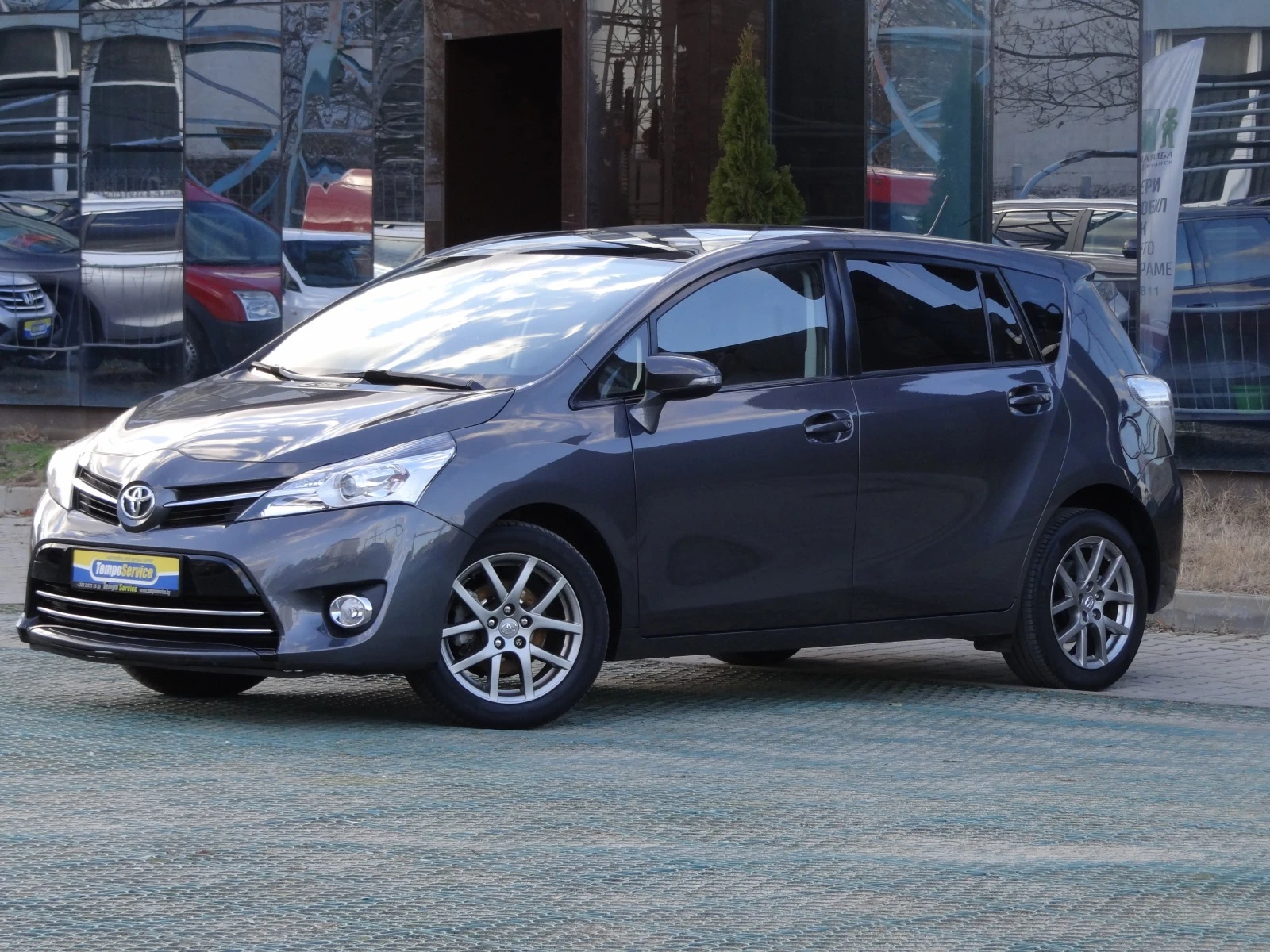 Toyota Verso 1.6i-132k.c./Panorama/Camera/7-места/Euro 5/ - изображение 2