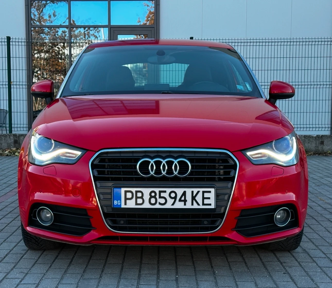 Audi A1 1.6TDI/S-line/Full Led/NAVI/HI-FI - изображение 2