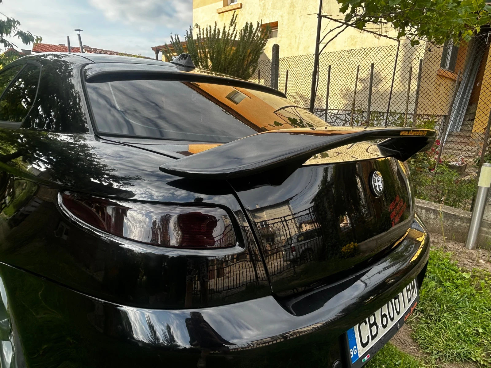 Alfa Romeo Gt 1.9 JTD - изображение 5