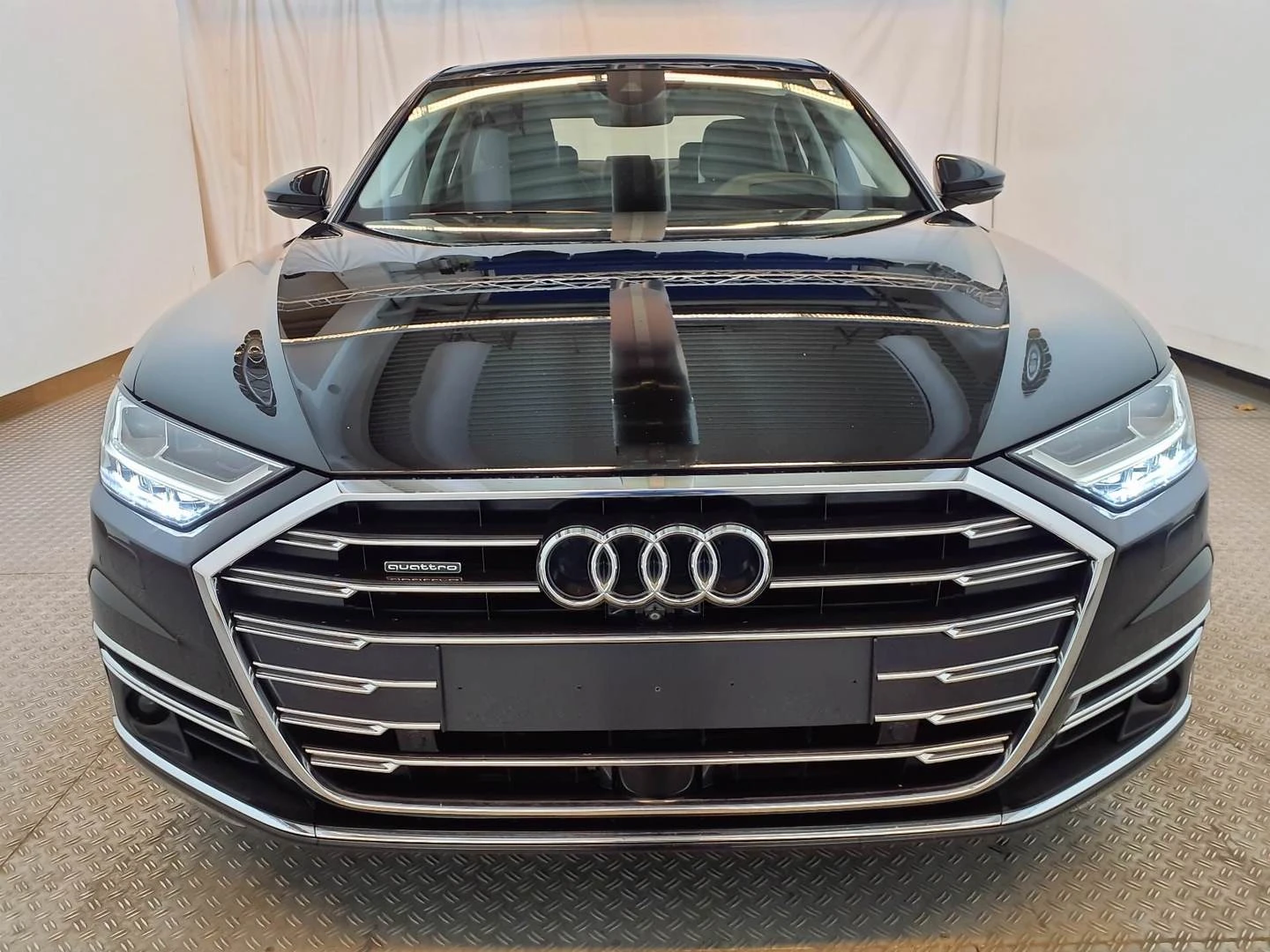 Audi A8 50 TDI 286k.c - изображение 3