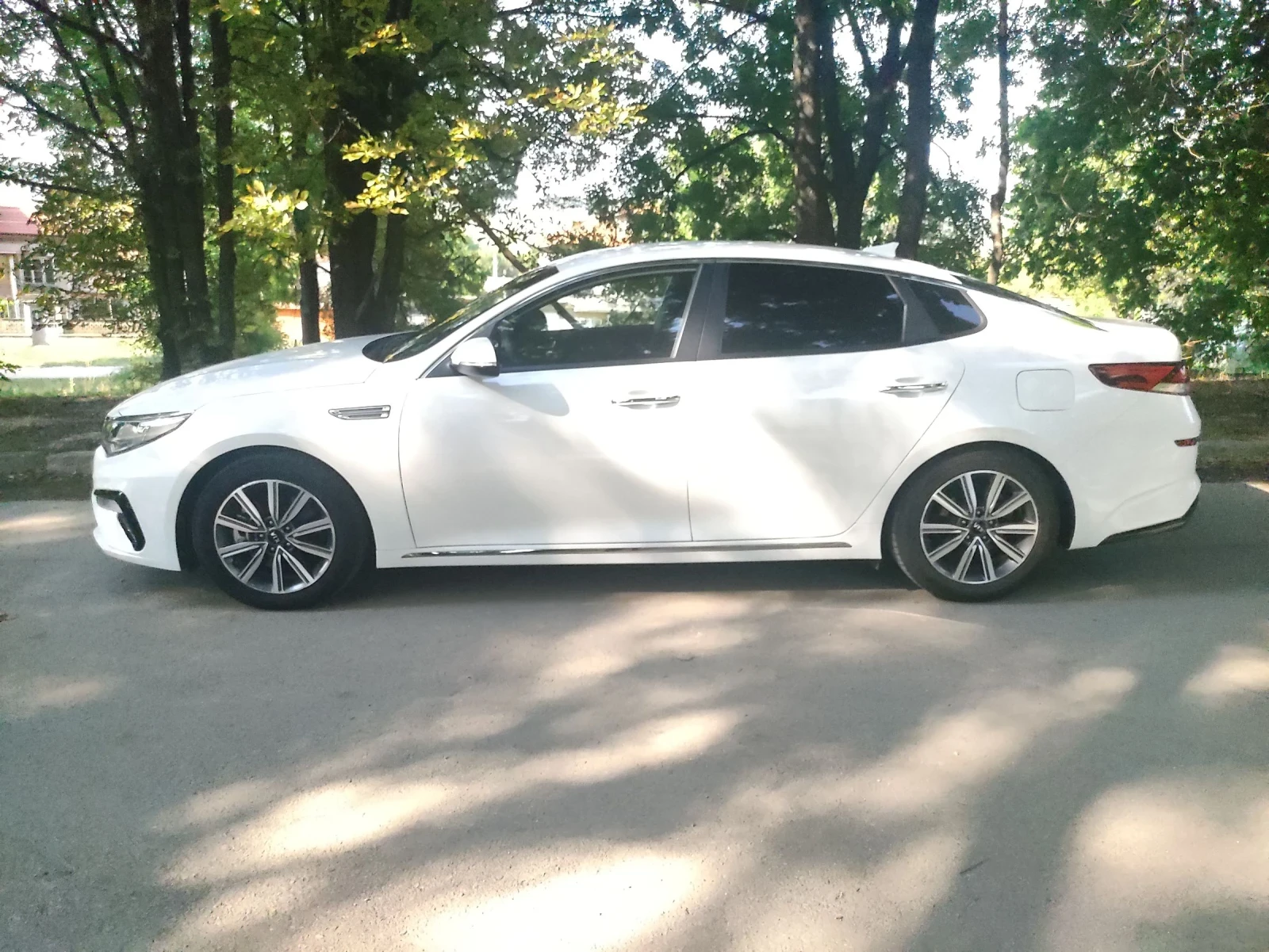 Kia K5 | Mobile.bg   14