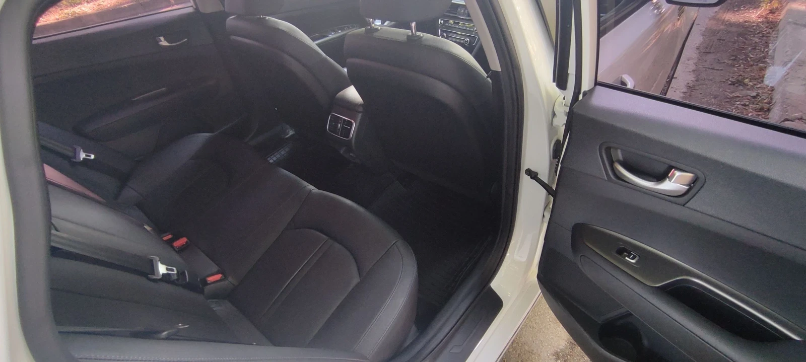 Kia K5 | Mobile.bg   12