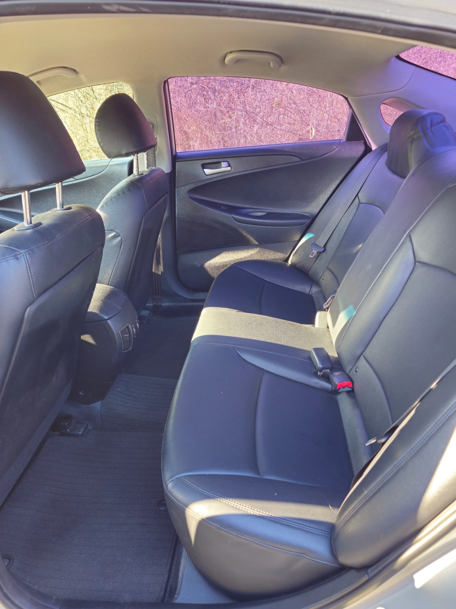 Hyundai Sonata 2.0 LPI фабрично на газ - изображение 2