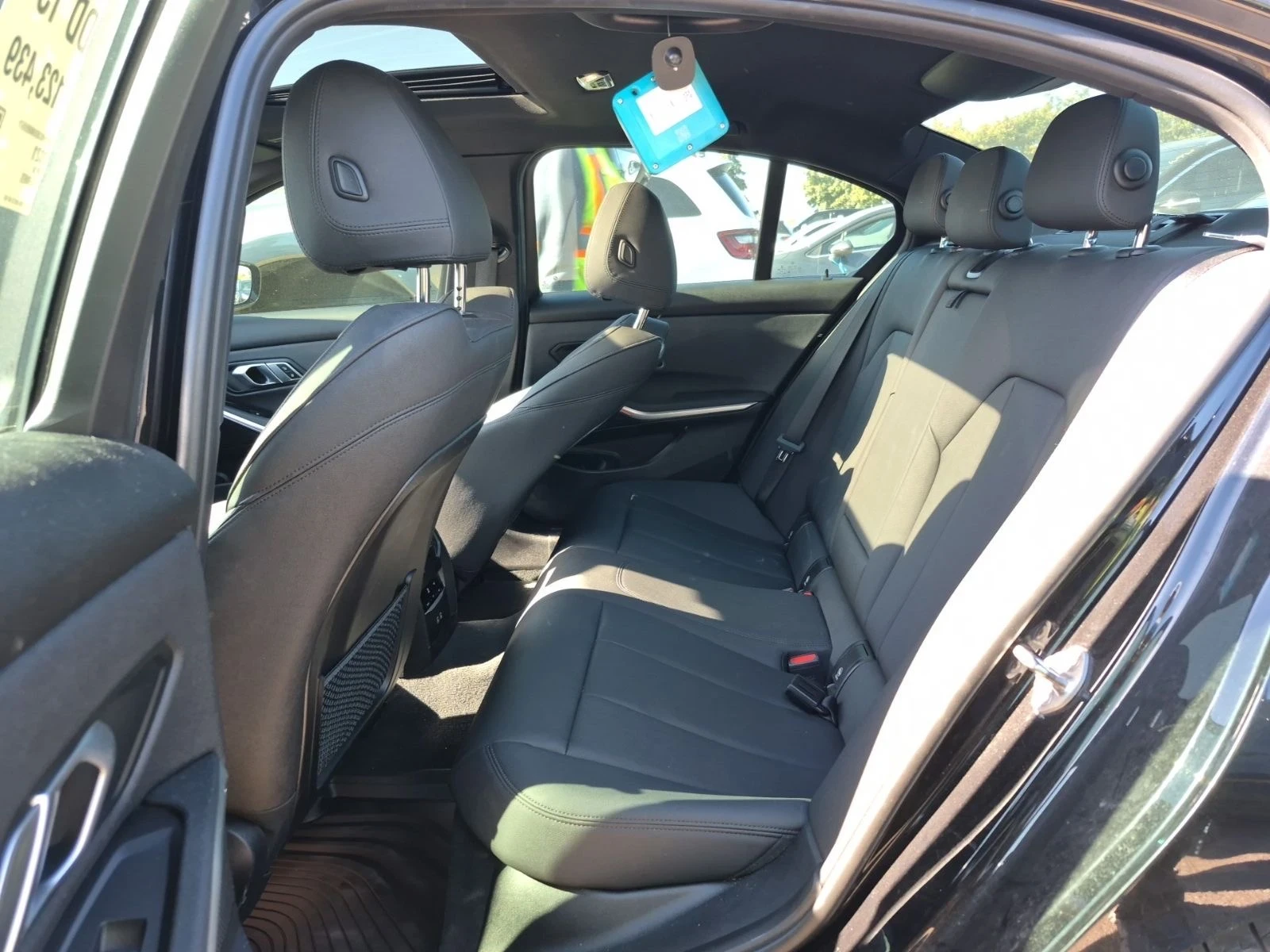 BMW 330 M-pkg* Xdrive* * *  | Mobile.bg   11