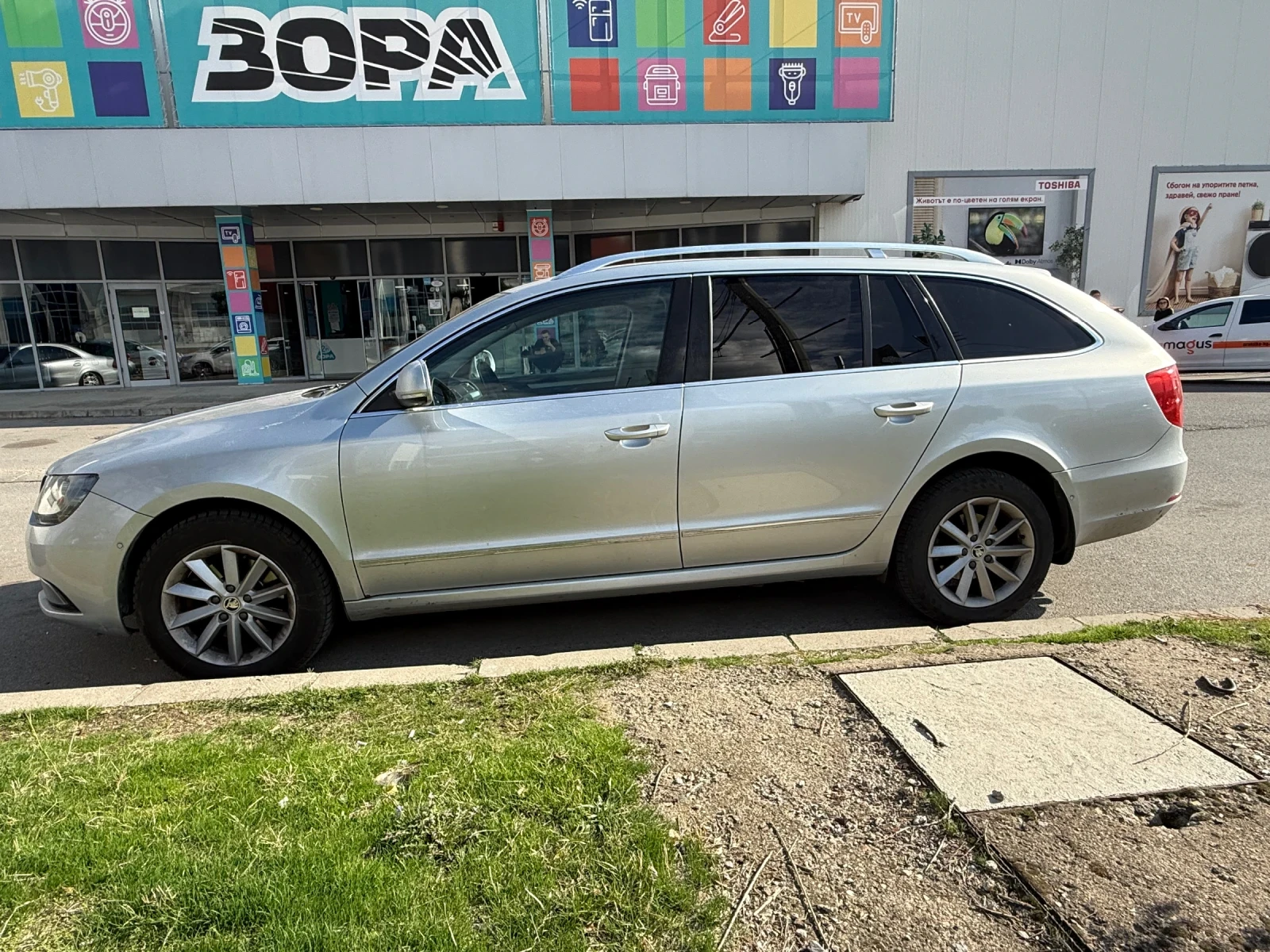 Skoda Superb 2.0tdi - изображение 3