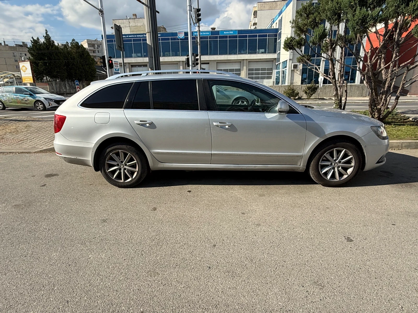 Skoda Superb 2.0tdi - изображение 4