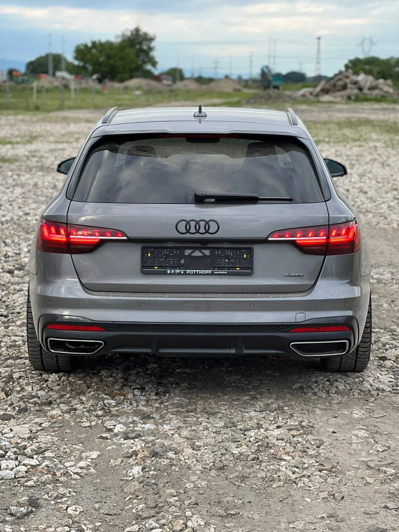 Audi A4 Audi A4 3x S-Line ShadowLine Quattro LaneAssist - изображение 4