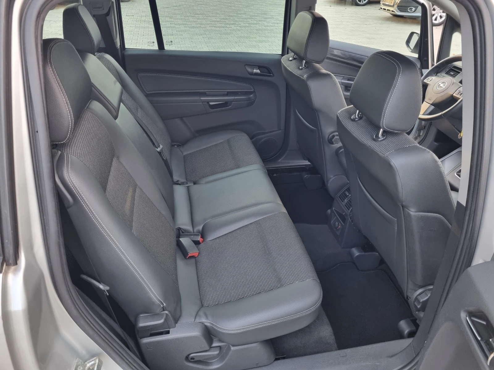 Opel Zafira 1.9CDTi-100�� 7 ����� | Mobile.bg � ����������� 12