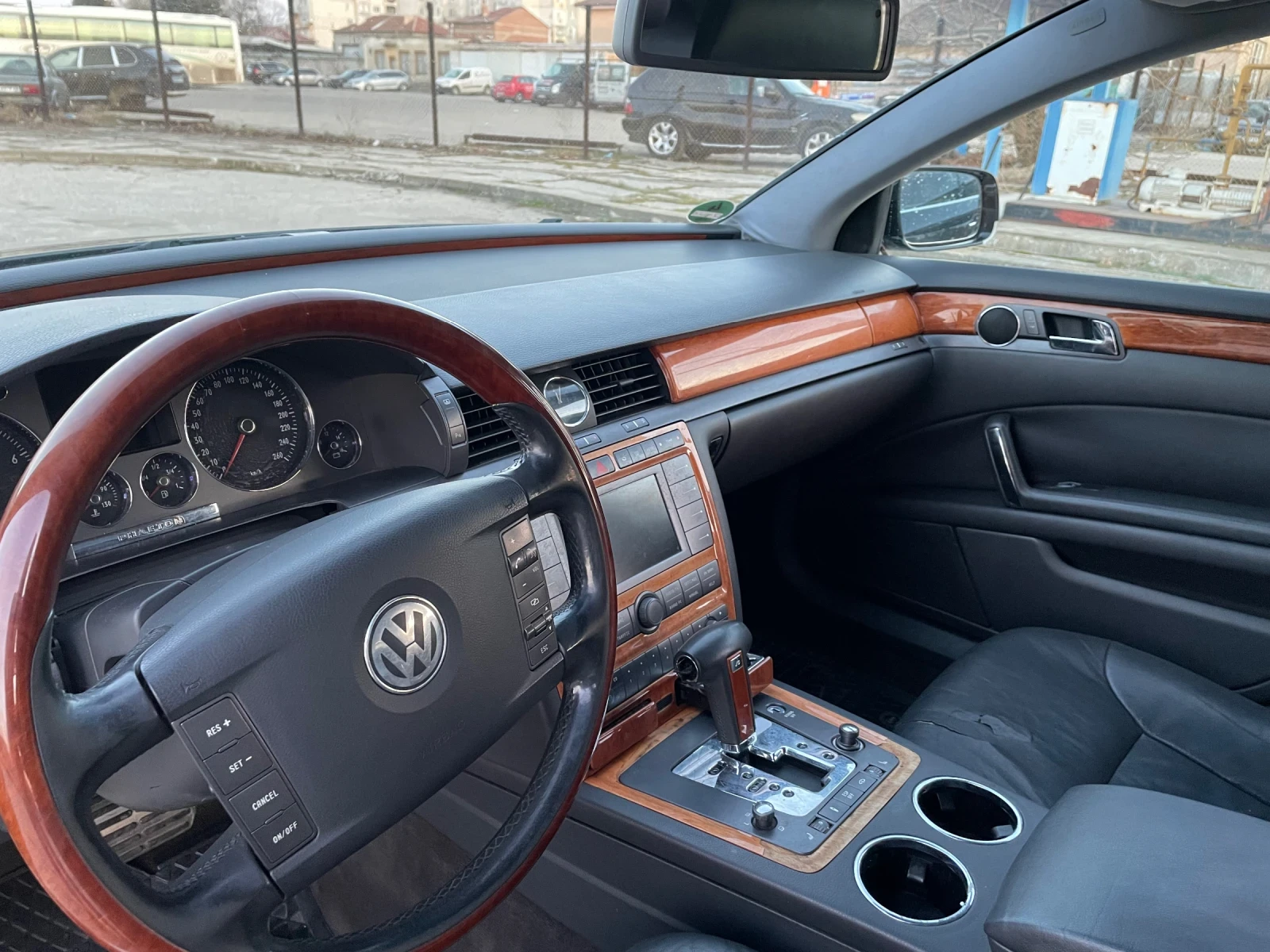 VW Phaeton, снимка 13 - Автомобили и джипове - 53830841