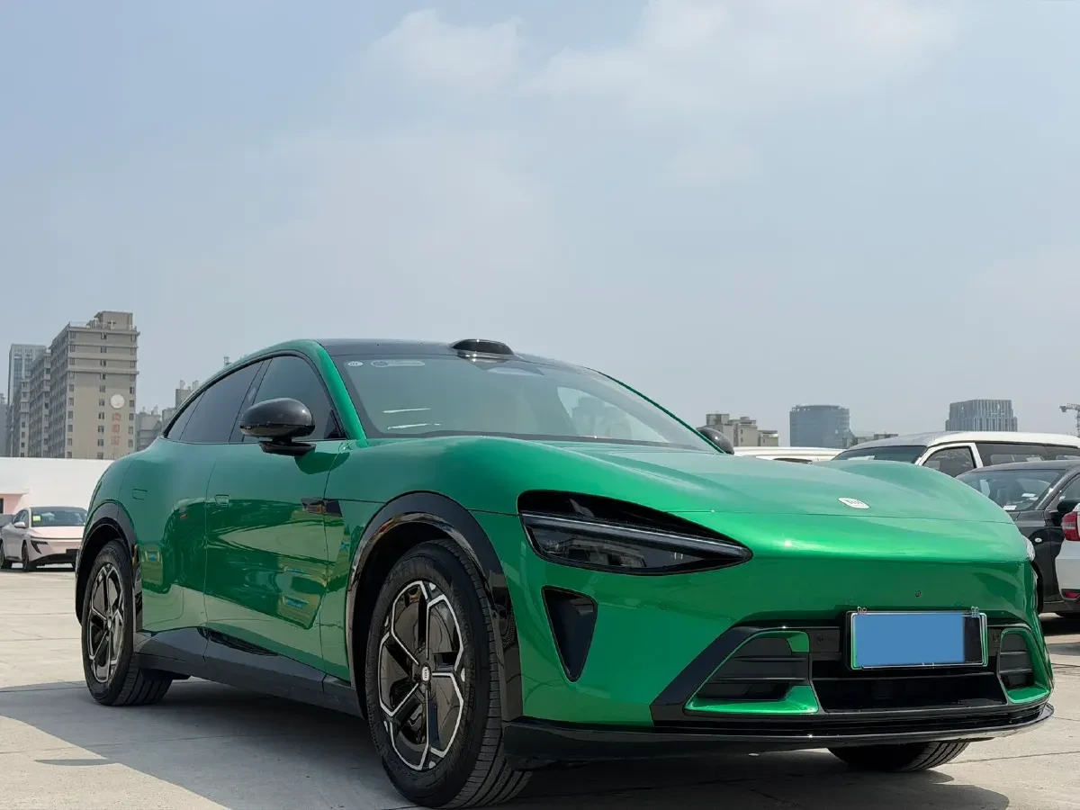 Xiaomi YU7, снимка 6 - Автомобили и джипове - 54043830