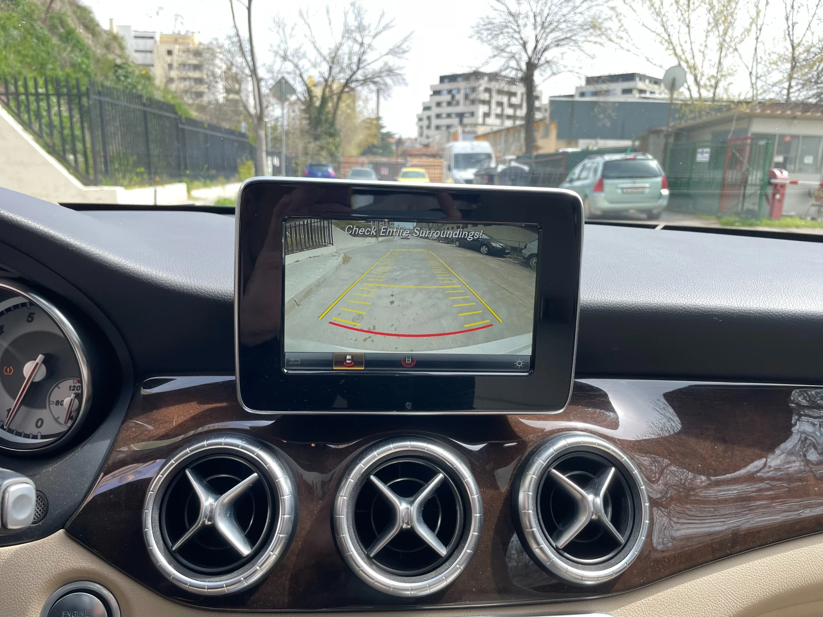 Mercedes-Benz CLA 250 | 4MATIC | PANORAMA | KEYLESS | CarPlay | 211к.с., снимка 14 - Автомобили и джипове - 54372368