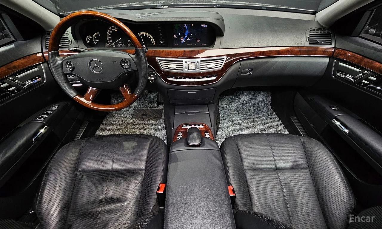 Mercedes-Benz S 500 LONG* AMG SPORT PACK* PANO* ОБДУХВ* МАСАЖ* , снимка 7 - Автомобили и джипове - 54487851
