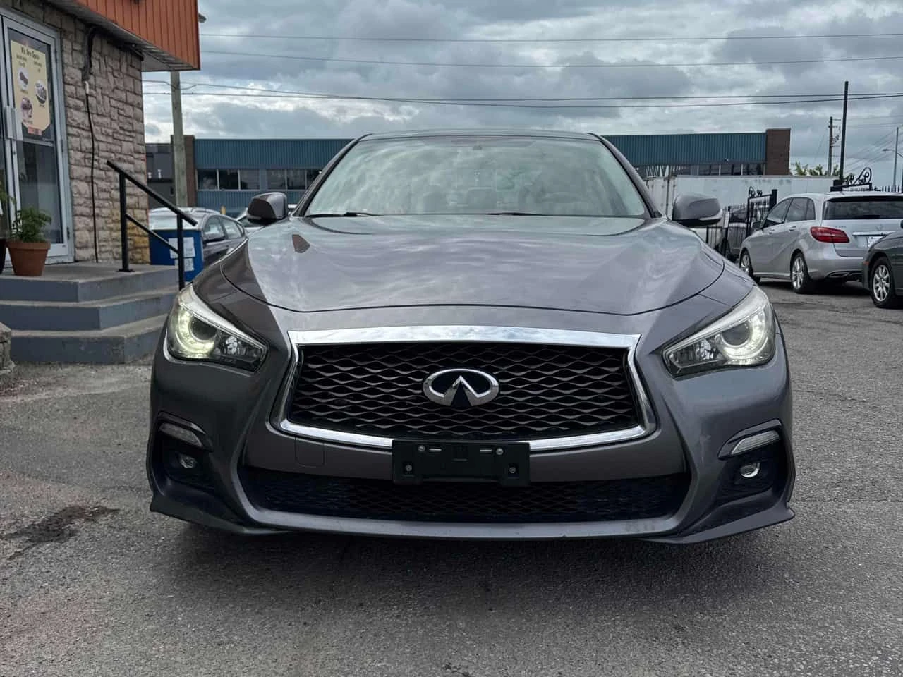 Infiniti Q50 * 3.0t * АВТОКРЕДИТ БЕЗ ПЪРВОНАЧАЛНА ВНОСКА* , снимка 6 - Автомобили и джипове - 55164545