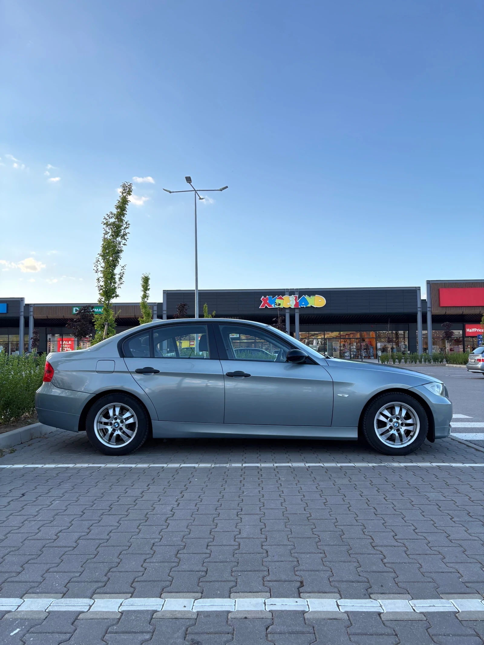 BMW 320, снимка 6 - Автомобили и джипове - 55361080