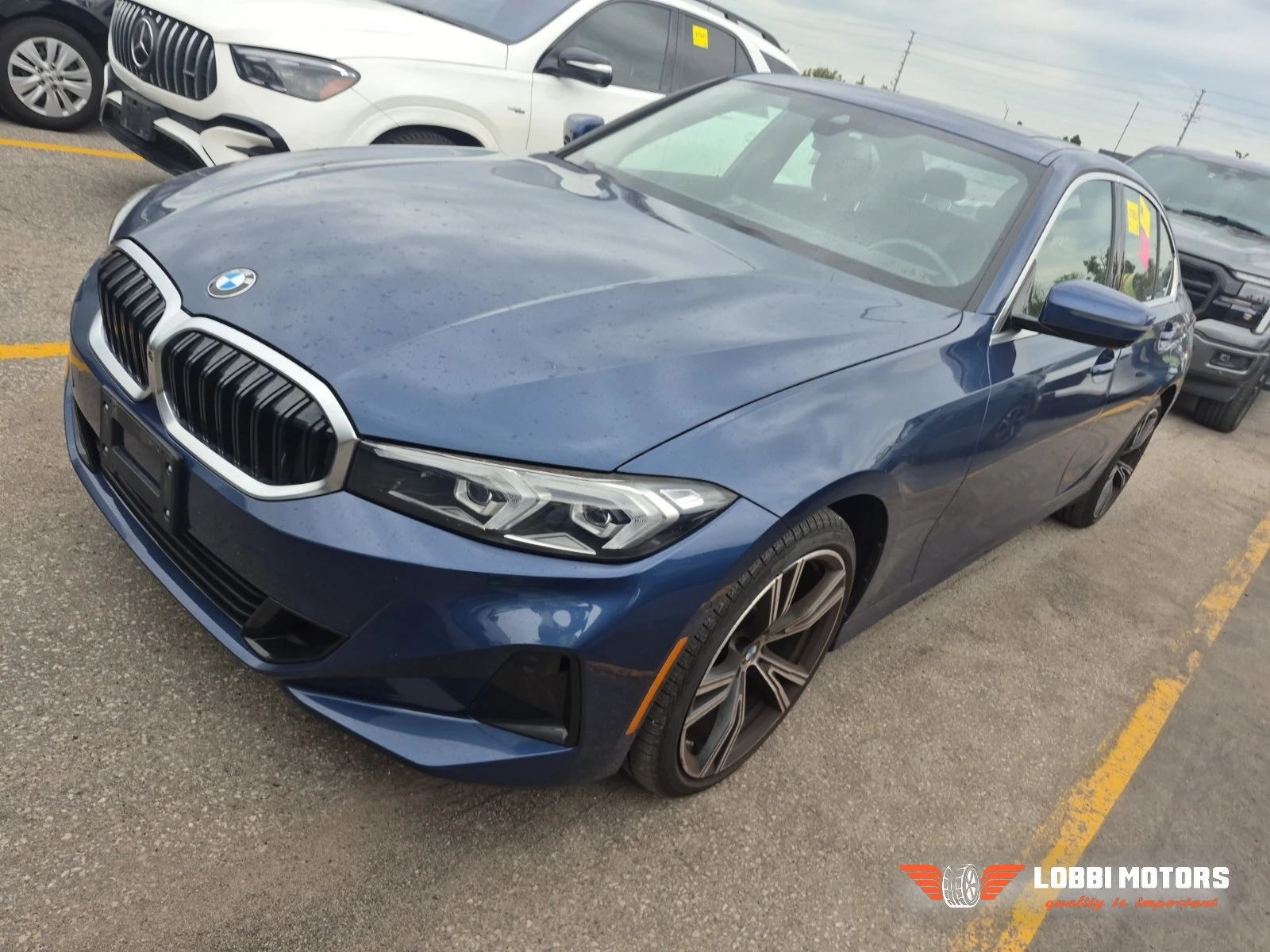 BMW 330