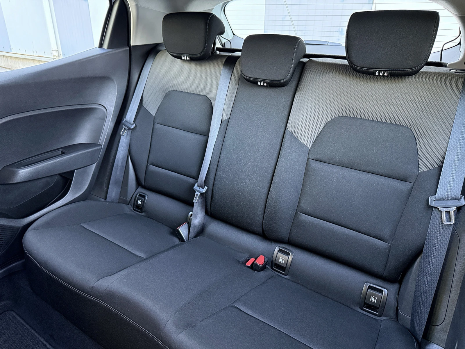 Renault Clio 1.0 TCE / заводско LPG, снимка 11 - Автомобили и джипове - 56107793