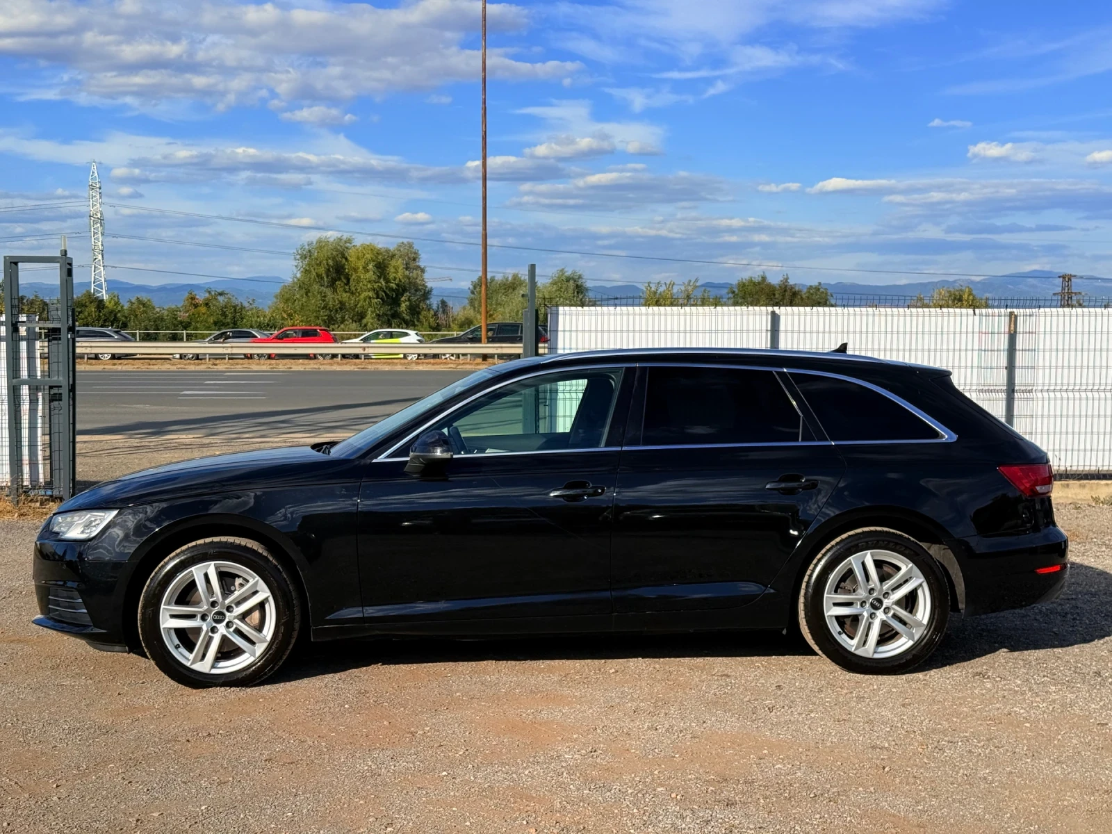 Audi A4, снимка 5 - Автомобили и джипове - 56521909