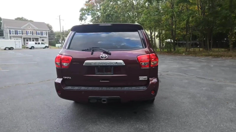 Toyota Sequoia 2010 Toyota Sequoia Platinum, снимка 4 - Автомобили и джипове - 47973013