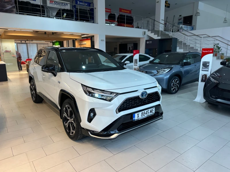 Toyota Rav4 Plug-In* Style, снимка 6 - Автомобили и джипове - 52309718