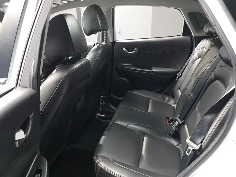 Hyundai Kona 1.6 Turbo 2Wd Modern Tech, снимка 11 - Автомобили и джипове - 55278112