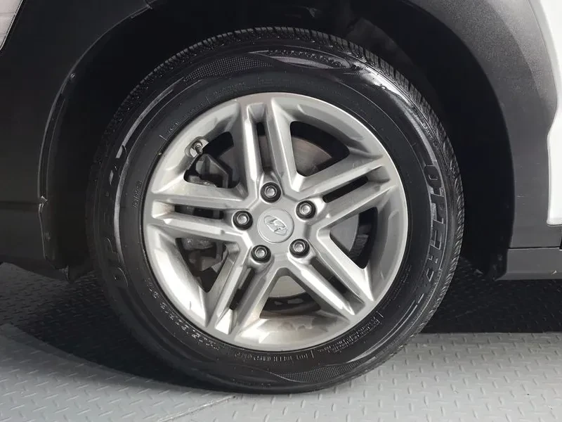 Hyundai Kona 1.6 Turbo 2Wd Modern Tech, снимка 5 - Автомобили и джипове - 55278112