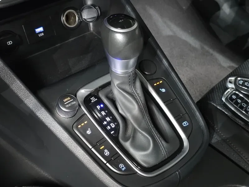 Hyundai Kona 1.6 Turbo 2Wd Modern, снимка 9 - Автомобили и джипове - 56321623