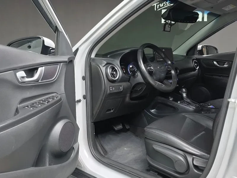 Hyundai Kona 1.6 Turbo 2Wd Modern, снимка 10 - Автомобили и джипове - 56321623