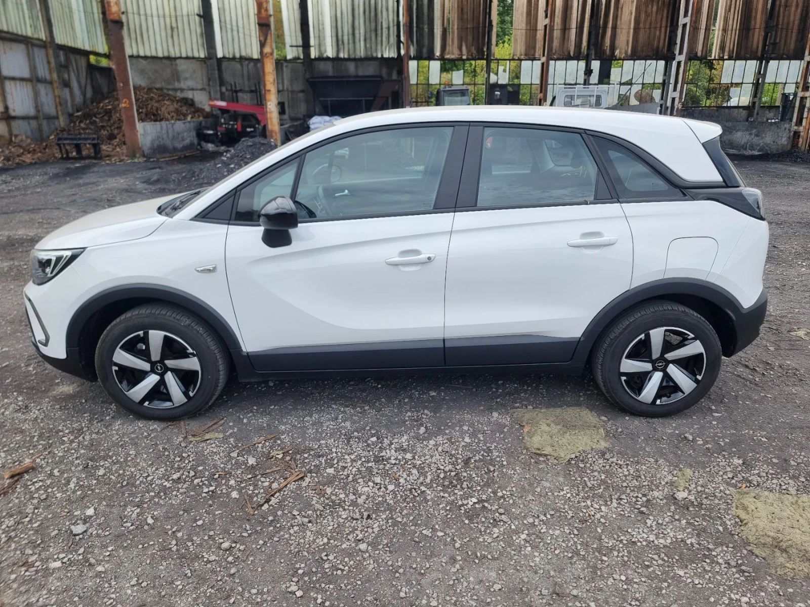 Opel Crossland X  - изображение 3