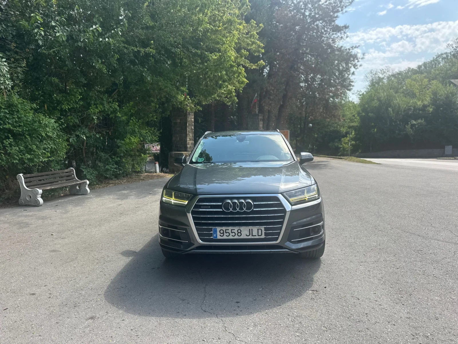 Audi Q7 3000 - изображение 2