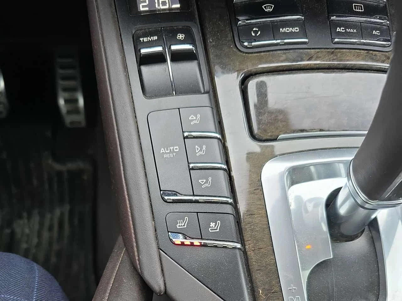 Porsche Cayenne * Turbo * CARFAX * ОБДУХВАНЕ * ПАНОРАМА * BOSE * , снимка 11 - Автомобили и джипове - 53940024