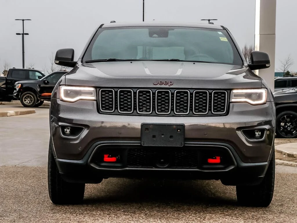 Jeep Grand cherokee Trailhawk 4WD* АвтоКредит* (Цена до БГ) , снимка 2 - Автомобили и джипове - 54377258