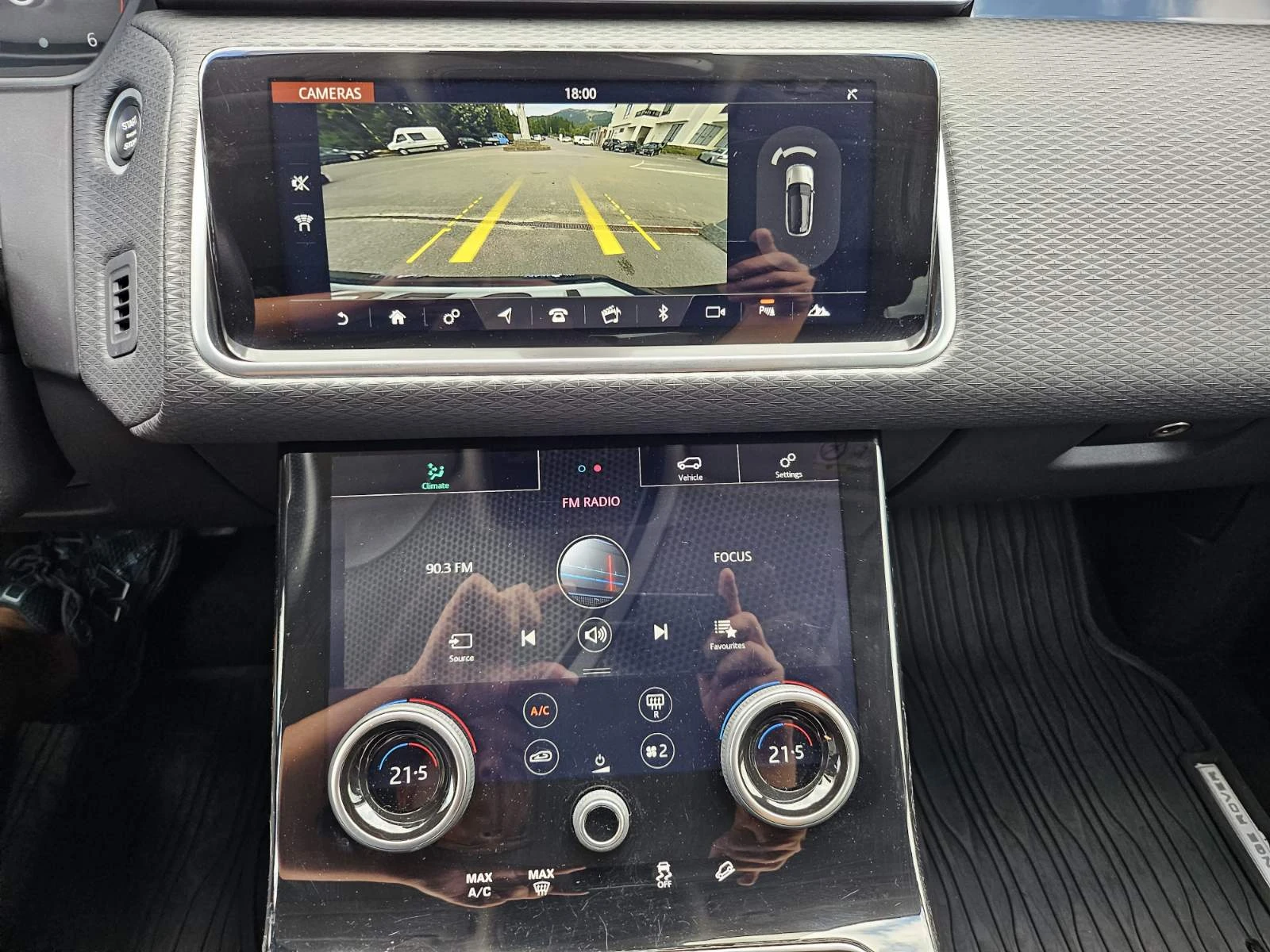 Land Rover Range Rover Velar D200, снимка 16 - Автомобили и джипове - 55403195