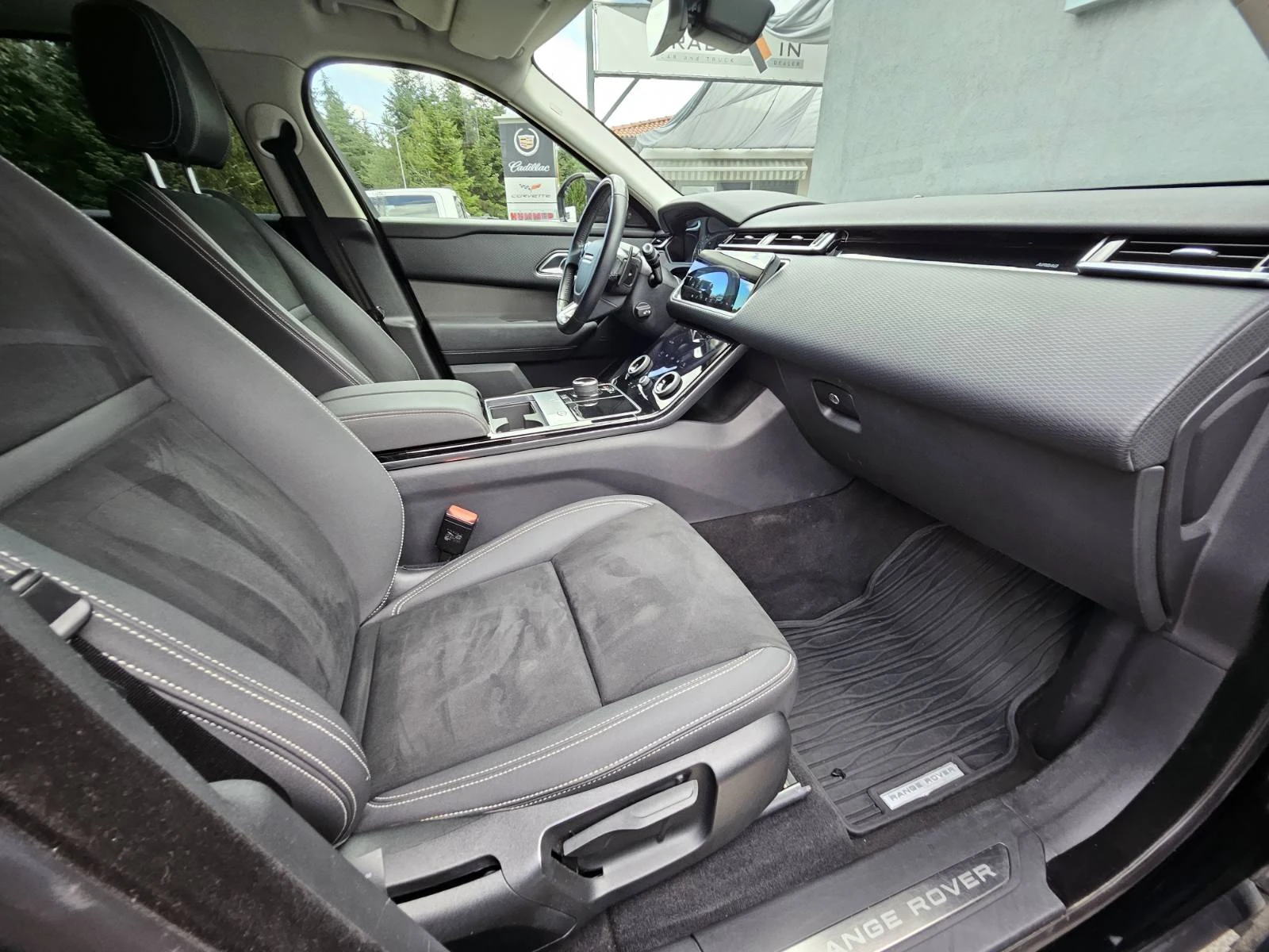 Land Rover Range Rover Velar D200, снимка 11 - Автомобили и джипове - 55403195
