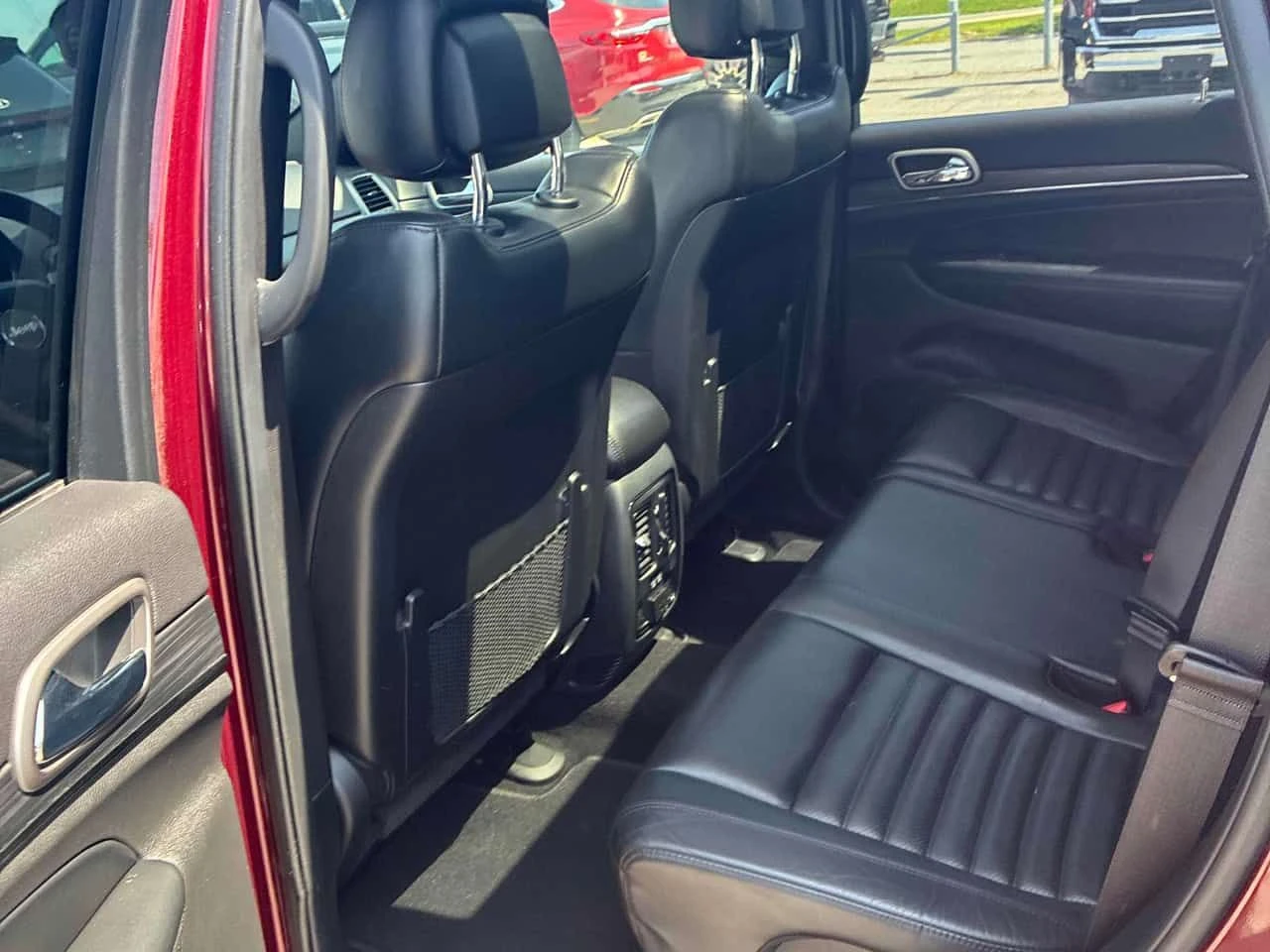 Jeep Grand cherokee * Limited X * АВТОКРЕДИТ БЕЗ ПЪРВОНАЧАЛНА ВНОСКА* , снимка 11 - Автомобили и джипове - 55592134