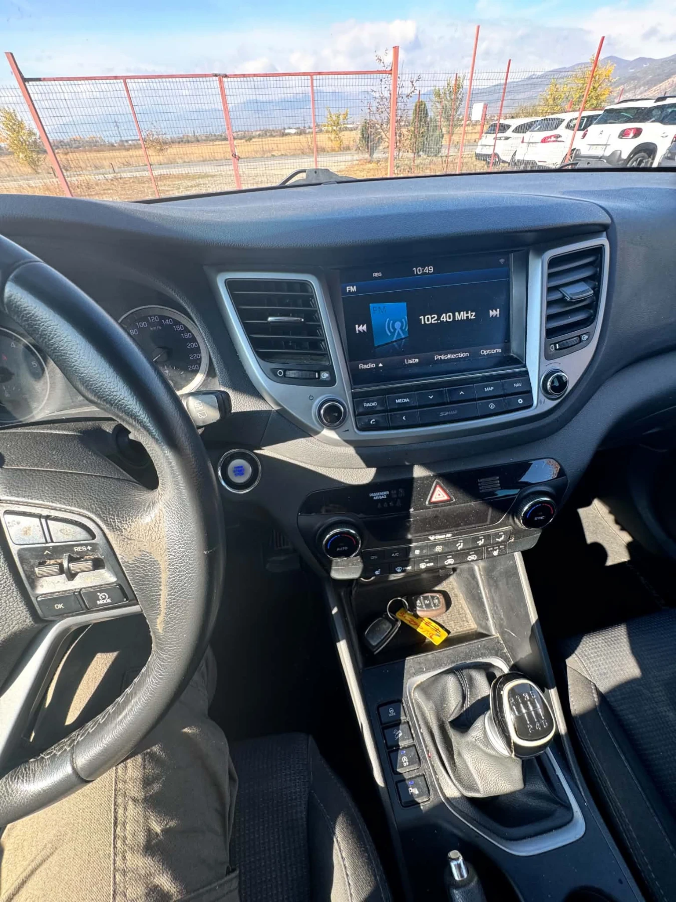 Hyundai Tucson 1.7 CRDI creative, снимка 9 - Автомобили и джипове - 56661941