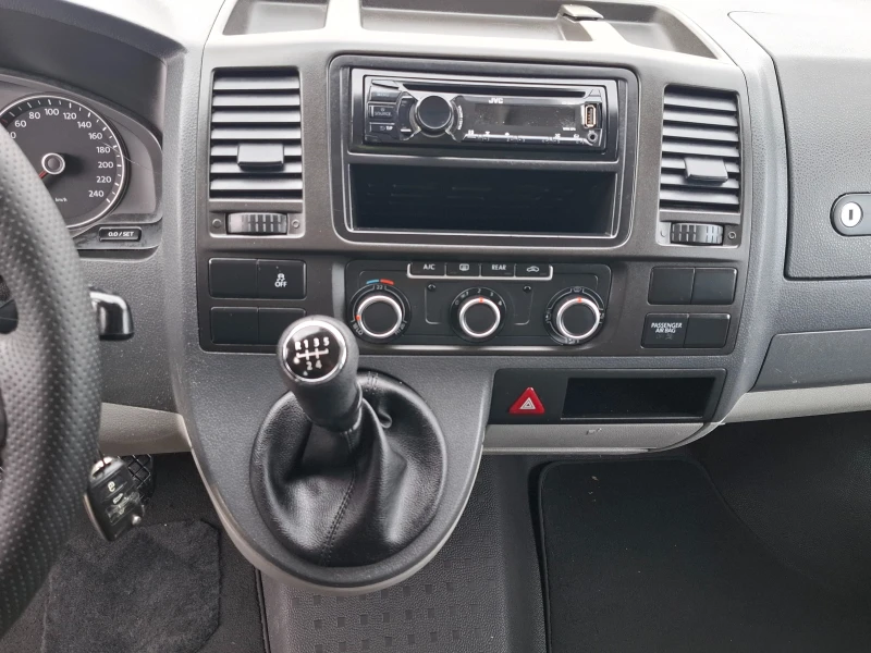 VW Caravelle 2.0TDI/Euro5B/8+ 1, снимка 8 - Бусове и автобуси - 49628459