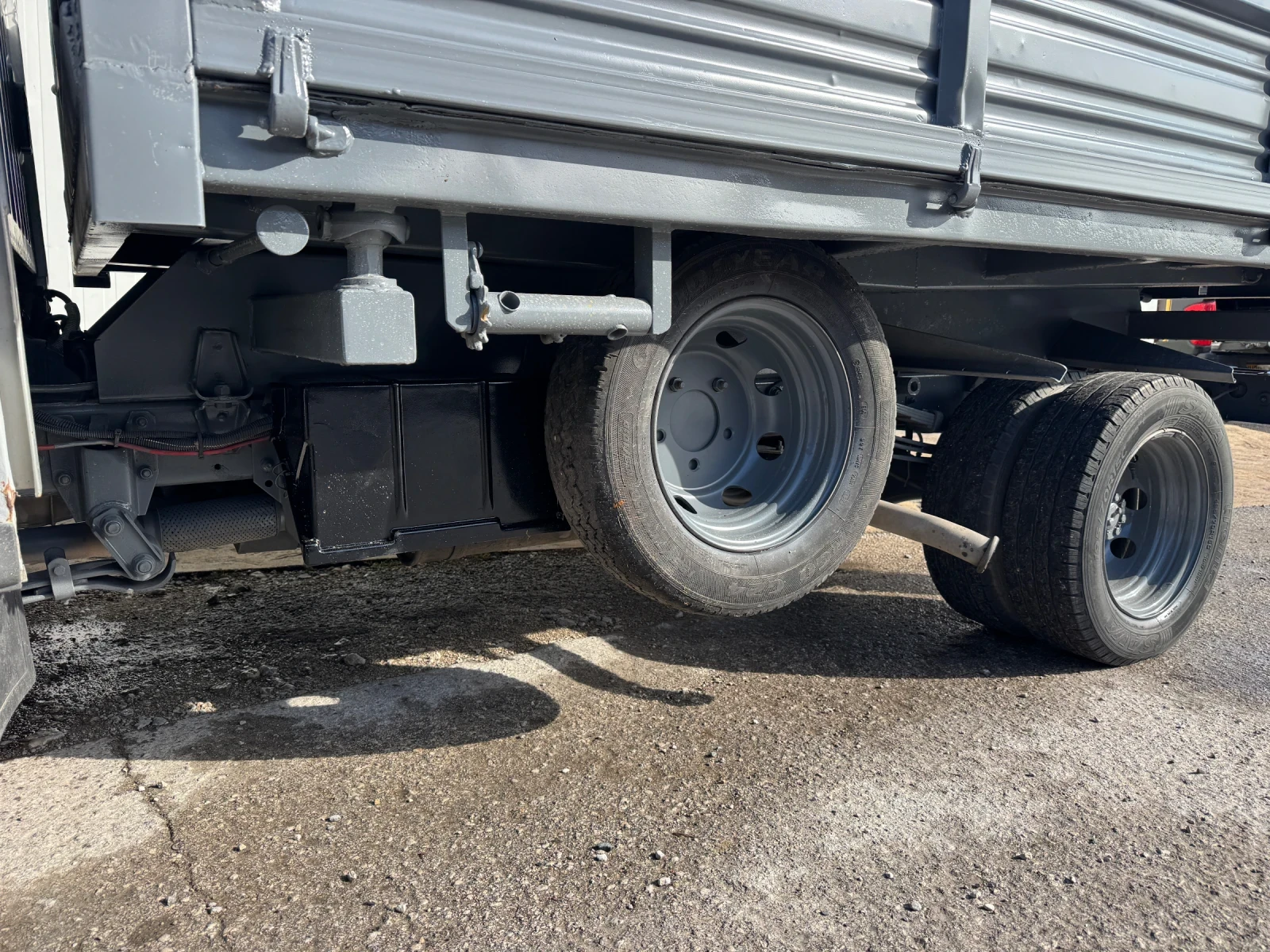 Nissan Trade Тристранен Самосвал - изображение 7