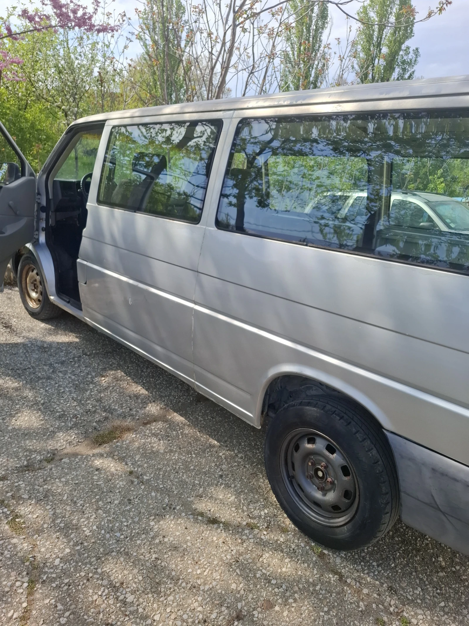 VW T4 3, снимка 3 - Бусове и автобуси - 54359612