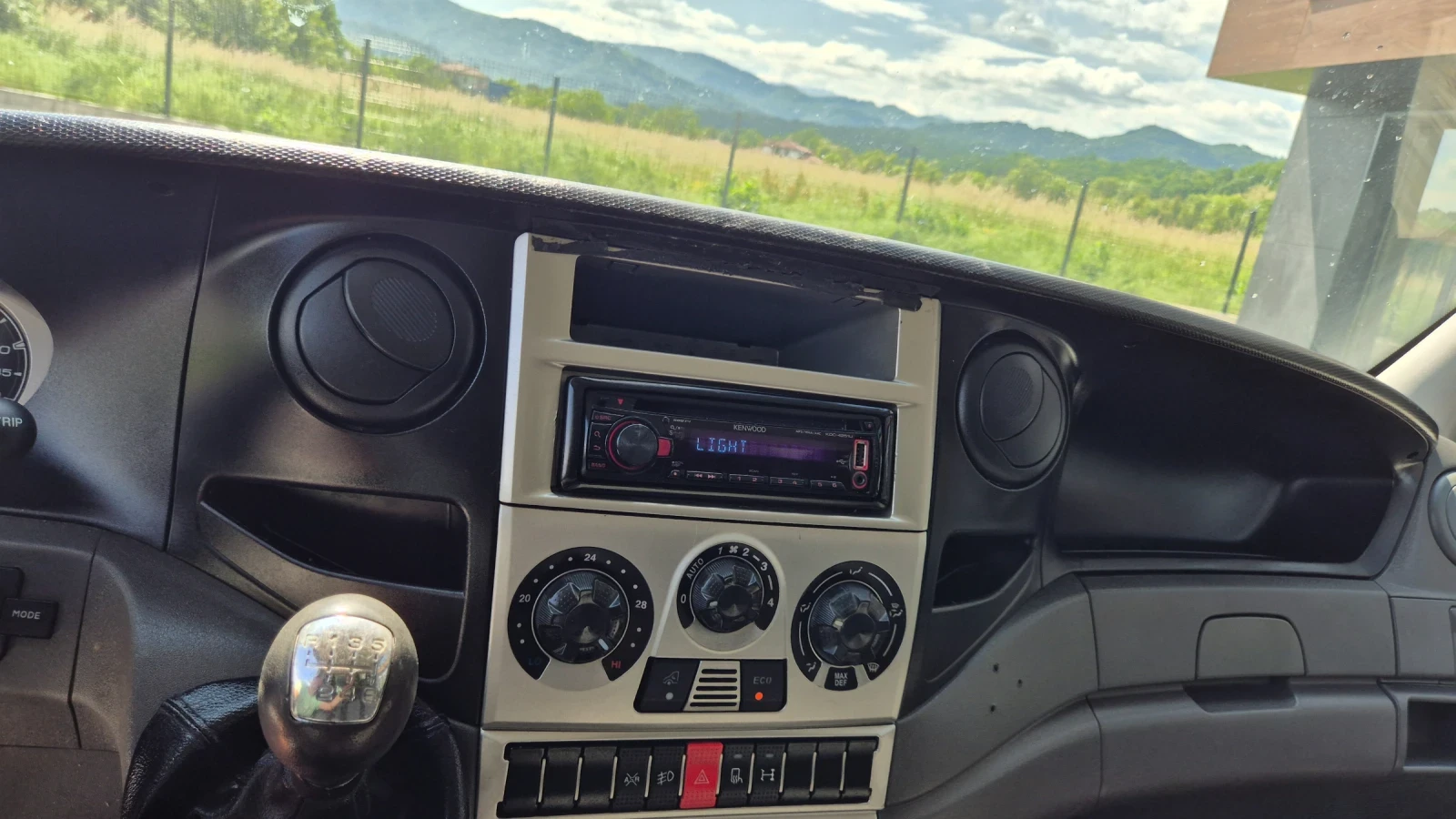 Iveco Daily 45c17* 3.5тона* 5.30метра.ЩОРА* КЛИМА* , снимка 12 - Бусове и автобуси - 54635050