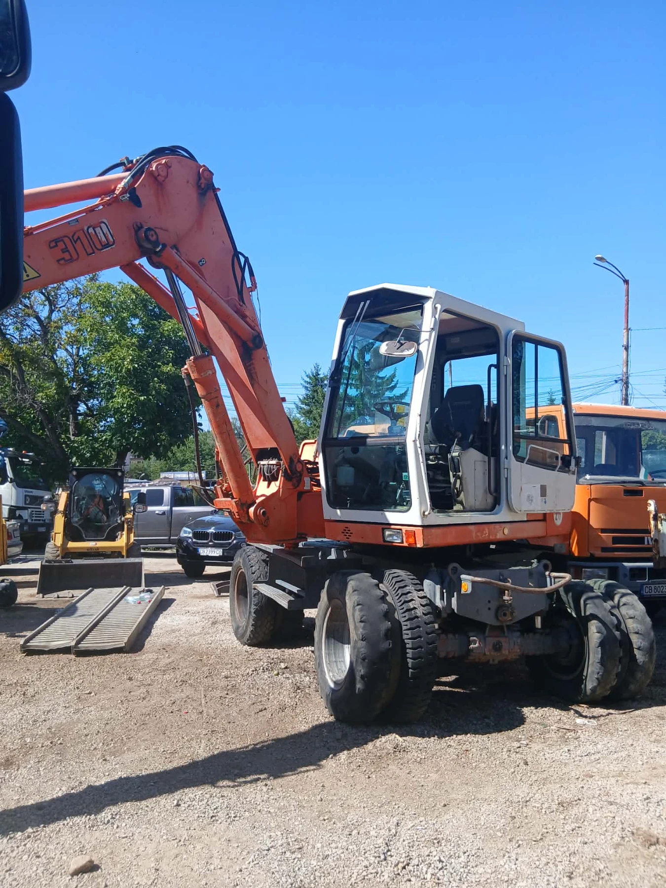Багер Liebherr 310