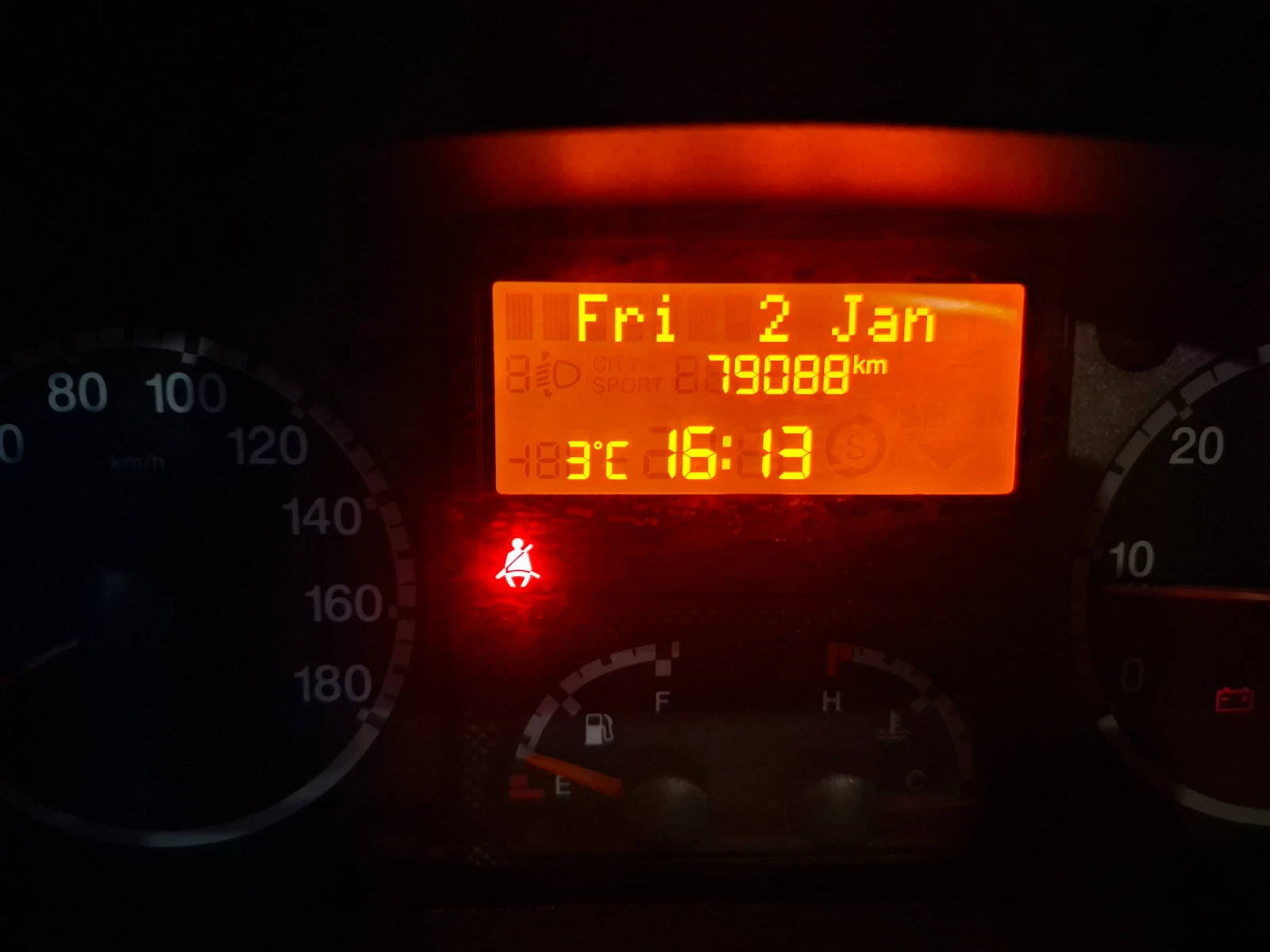 Кемпер Knaus SKY WAVE 650 MF - изображение 7