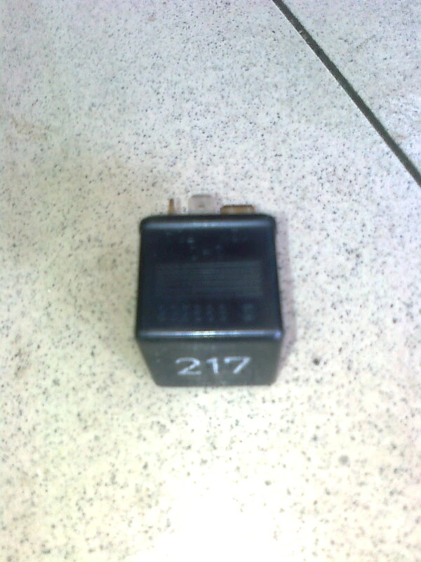 Реле за Ауди 80 (1)