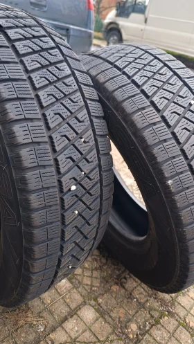 Гуми Зимни 215/70R15, снимка 8