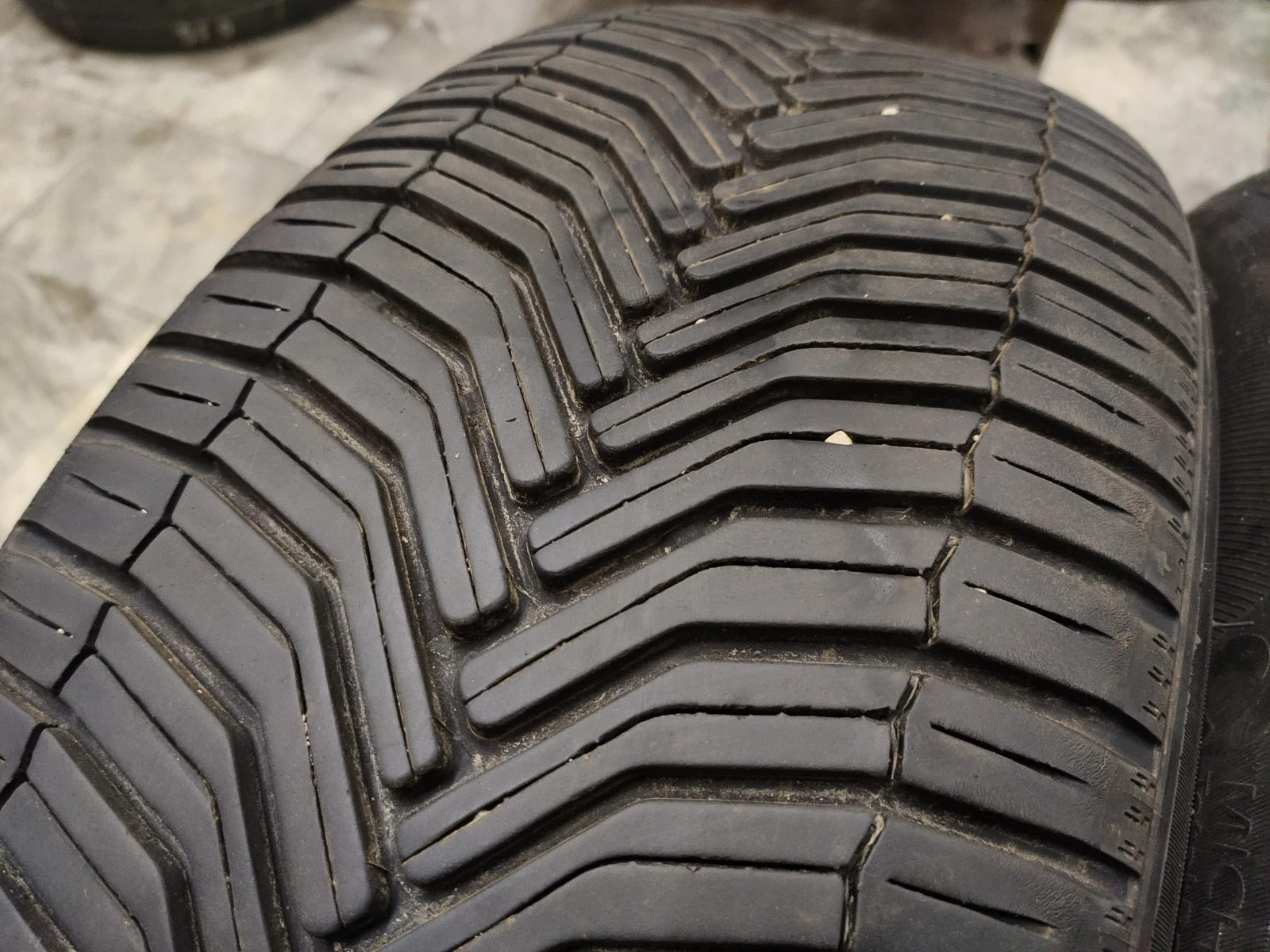  235/60R18 | Mobile.bg   1