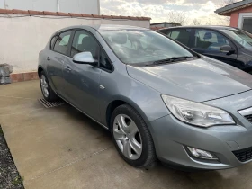 Opel Astra 1.3 eco flex, снимка 3