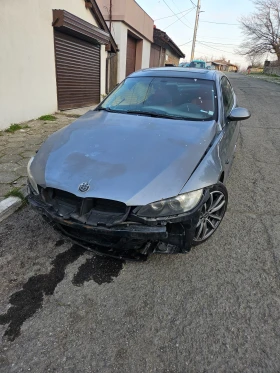 BMW 330, снимка 1