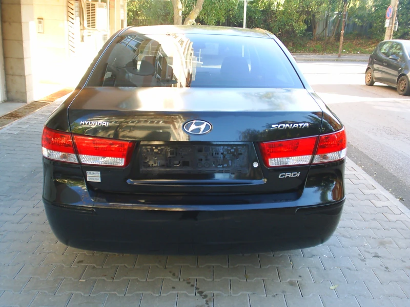 Hyundai Sonata 2.0 CRDI 150k.c.Comfort, снимка 5 - Автомобили и джипове - 47642880